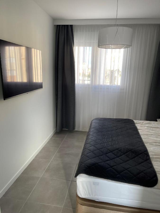 Sunny Denia Beachside Apartment with Pool Exterior photo